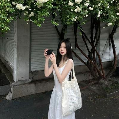 蕾哈娜内衣秀4